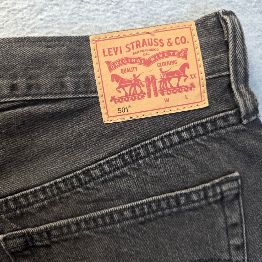 Levis‎ 501 Original High Waist Cut Off Denim Shorts Washed Black Gray Button Fly - Picture 5 of 9
